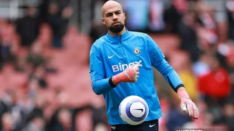 《状元之战一触即发！文班德与锡安巅峰对决，马刺全力冲刺鹈鹕横扫之旅》